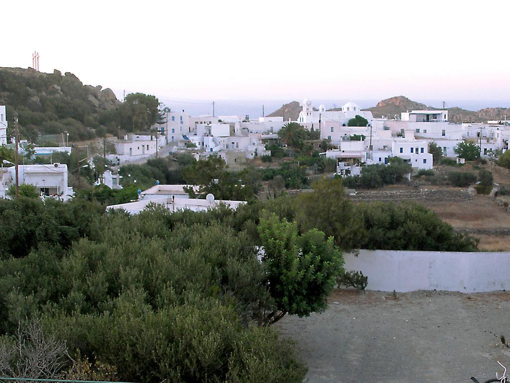 Arethousa Plaka  Exterior photo